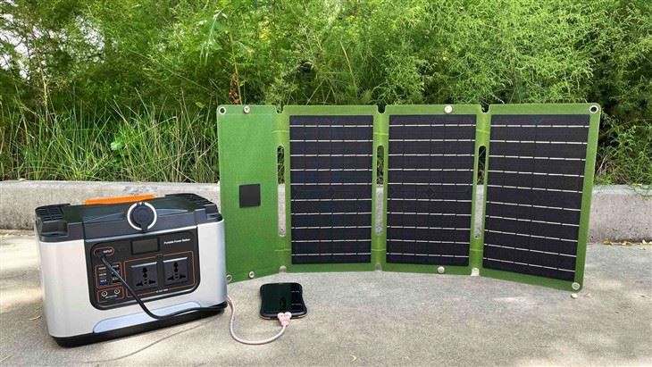 Φορητό ηλιακό πάνελ 30W